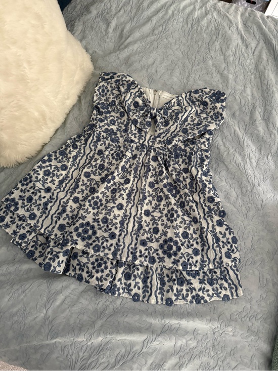 Altar'd State Dresses & Skirts - Altar'd State White and Blue Floral Strapless Romper for Girls